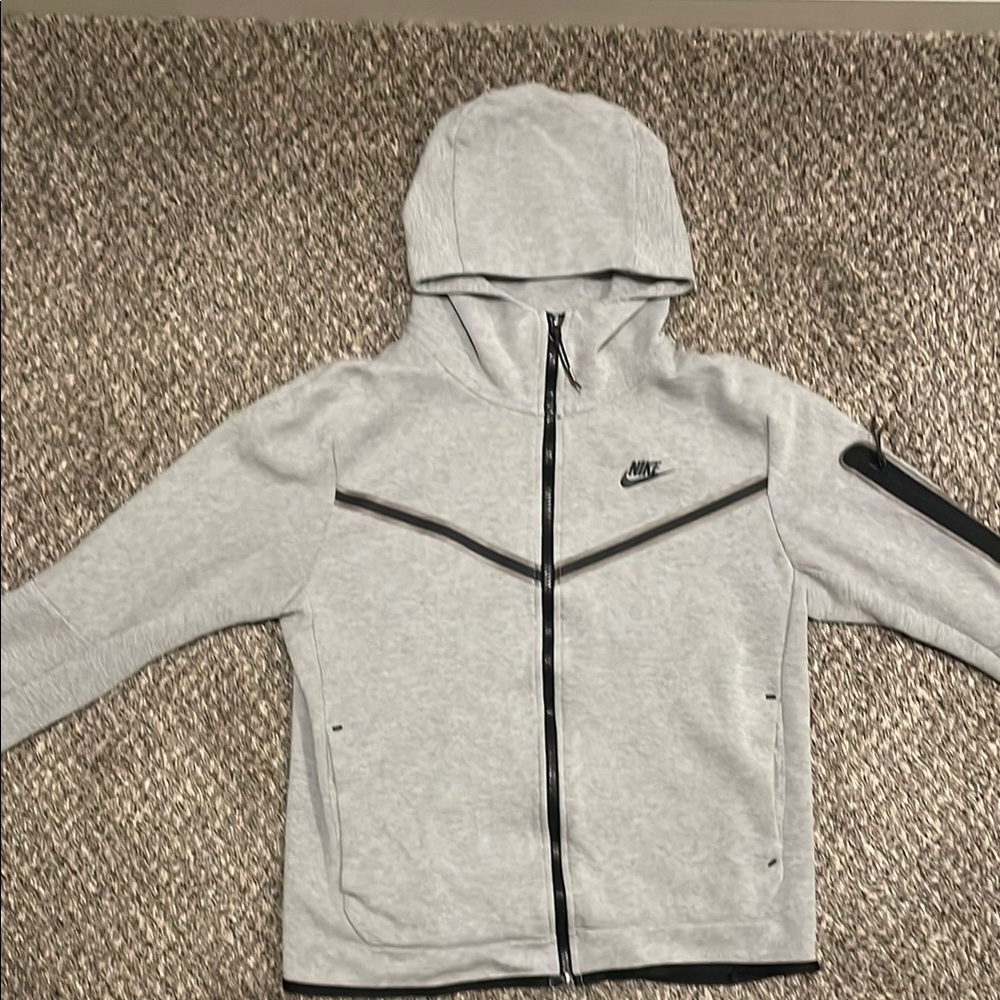 Nike Light Gray Nike Tech Hoodie Sz Medium